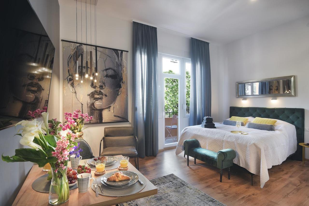 E&F Luxury Apartments プーラ エクステリア 写真